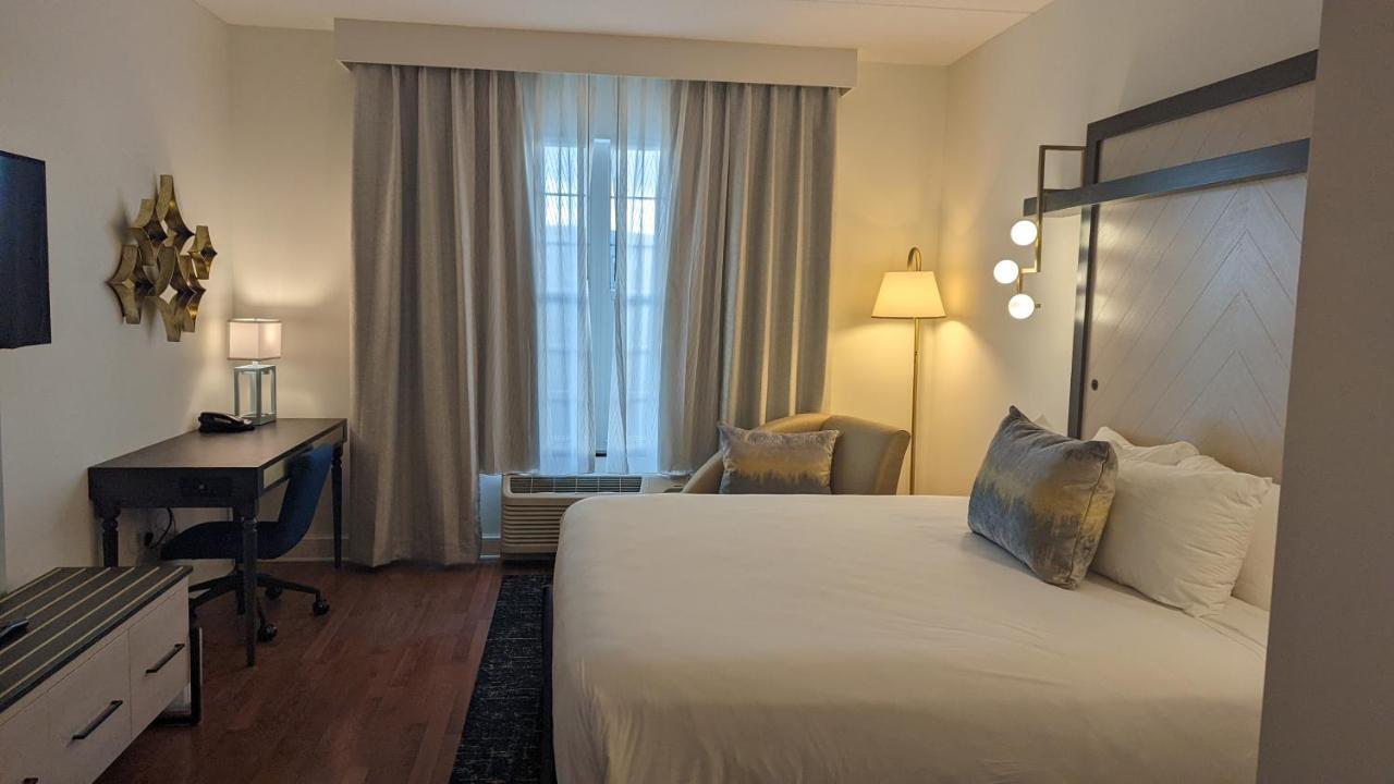 Hotel Indigo Jacksonville-Deerwood Park, an IHG Hotel Buitenkant foto