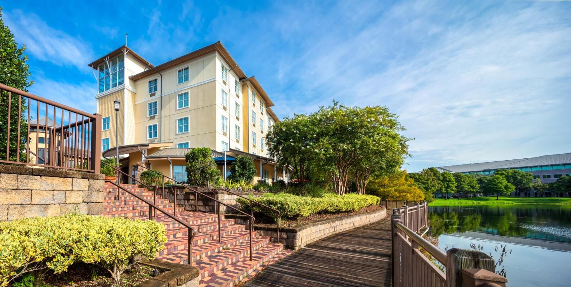 Hotel Indigo Jacksonville-Deerwood Park, an IHG Hotel Buitenkant foto
