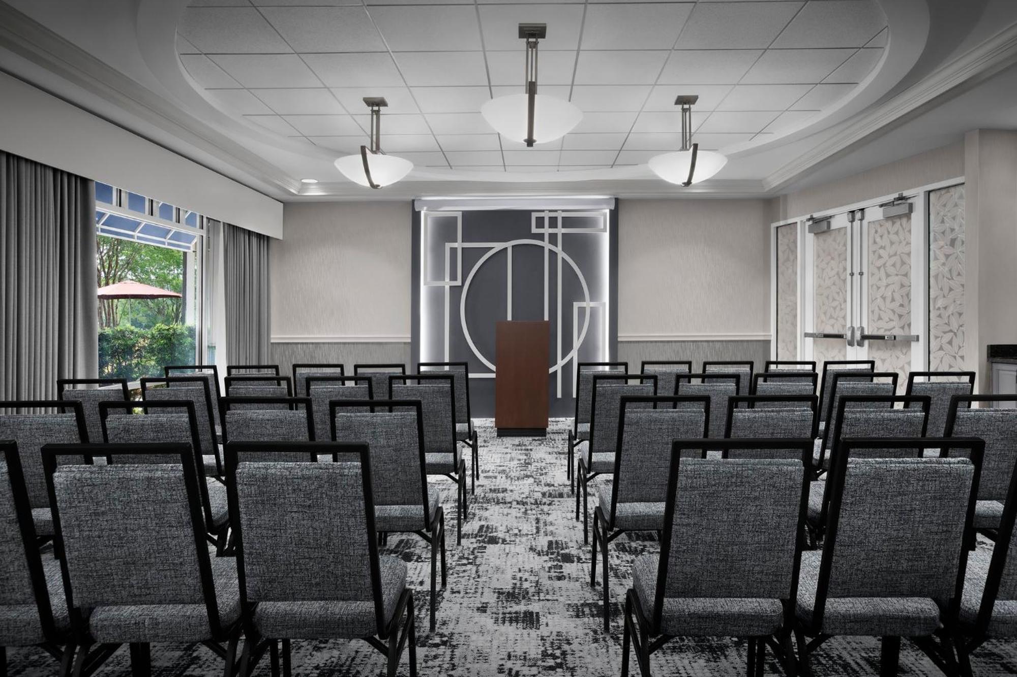 Hotel Indigo Jacksonville-Deerwood Park, an IHG Hotel Buitenkant foto